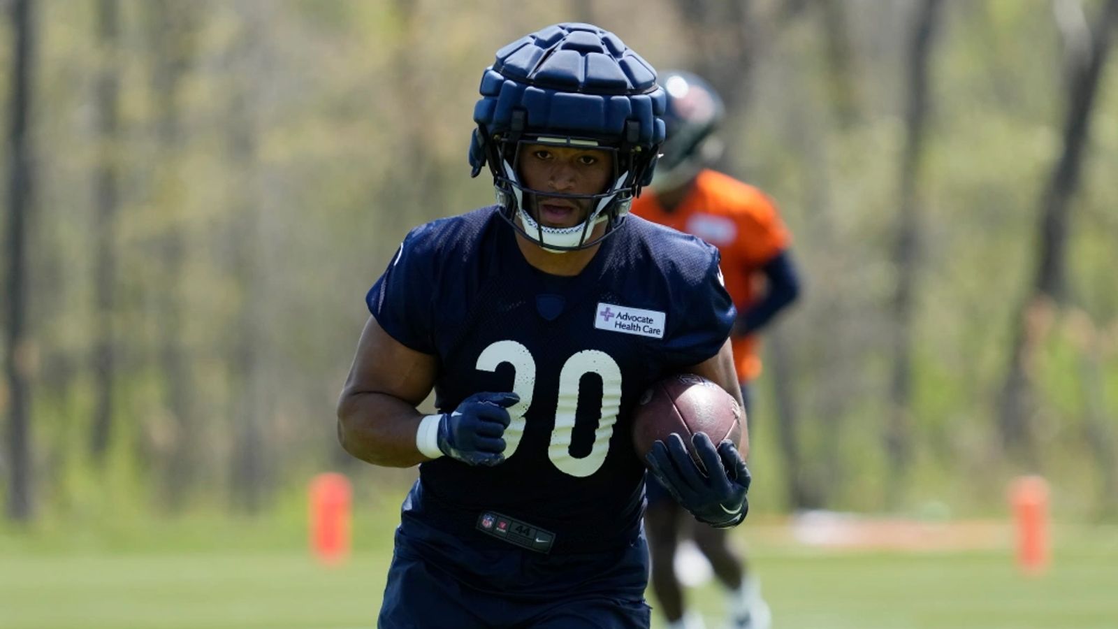 Is the Bears' starting RB job Roschon Johnson's to lose?